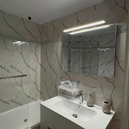 Arles Апартаменты *